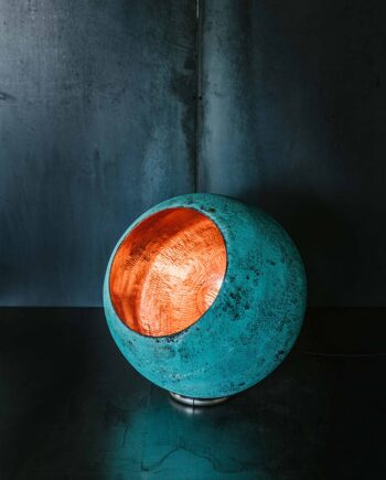 Elegant Oxideret Kobber Gulvlampe – Fantastisk Tilbud!